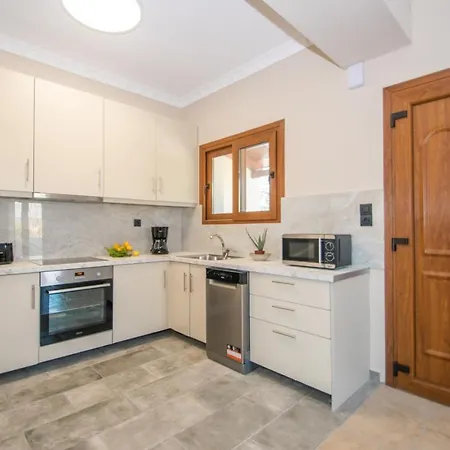 فيلة Adriana Di Levante By 