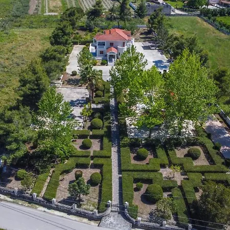 Adriana Di Levante Villa Áyios Kírikos