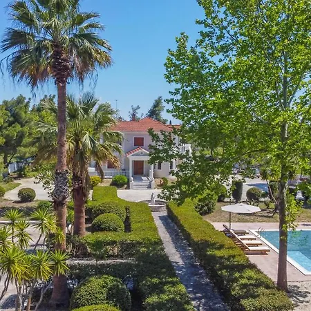 Adriana Di Levante Villa Áyios Kírikos